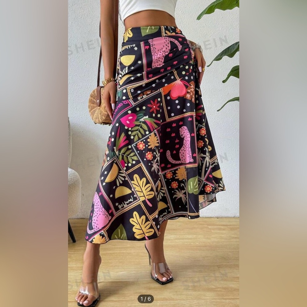 Animal print black skirt asymmetrical with drawstring slimming